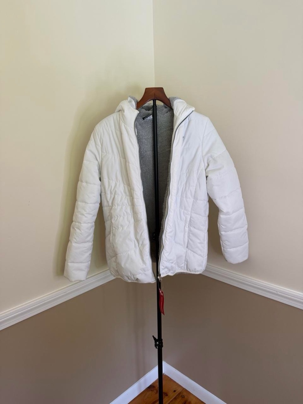 New Balance White Quilted Jacket NWT Winter Packable Coat
